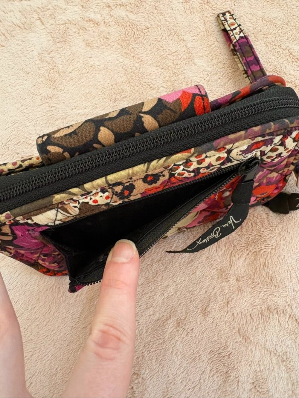 Vera Bradley Rosewood Smartphone Wristlet Floral Zip Around 6" x 4" Wallet - Picture 6 of 11